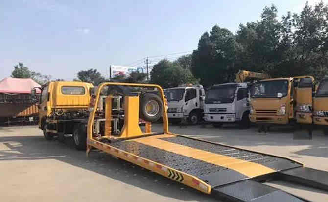 乌什汽车中途维修案例