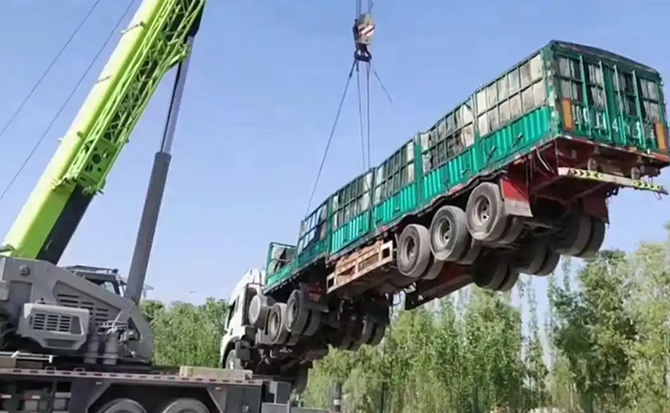 乌什道路脱困救援案例